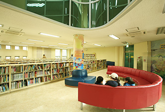 子ども図書館