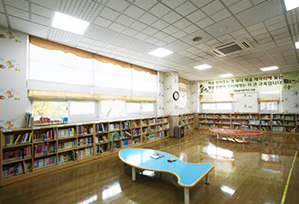 子ども図書館