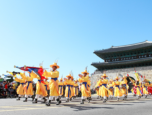 제53회 수원화성문화제 관련 사진입니다.