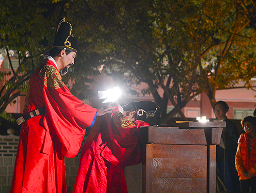 밤이들려주는 정조이야기 행궁야사 행사사진