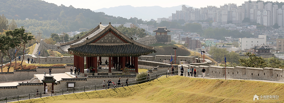 수원화성 축성에 대한 역사적 배경에 대한 참고 이미지입니다. 내용은 본문과 같습니다. (선택된 큰 사진)