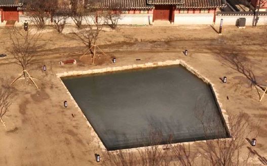 별주 연못 전경사진 (선택된 큰 사진)